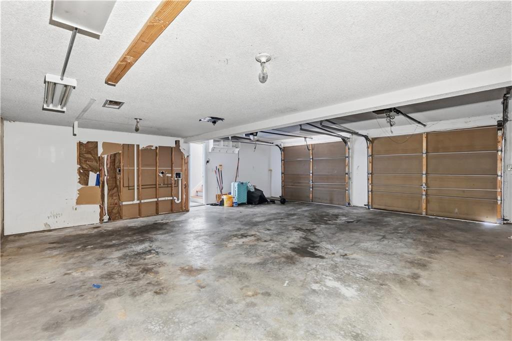 1604 S 105th Street Property Photo 16