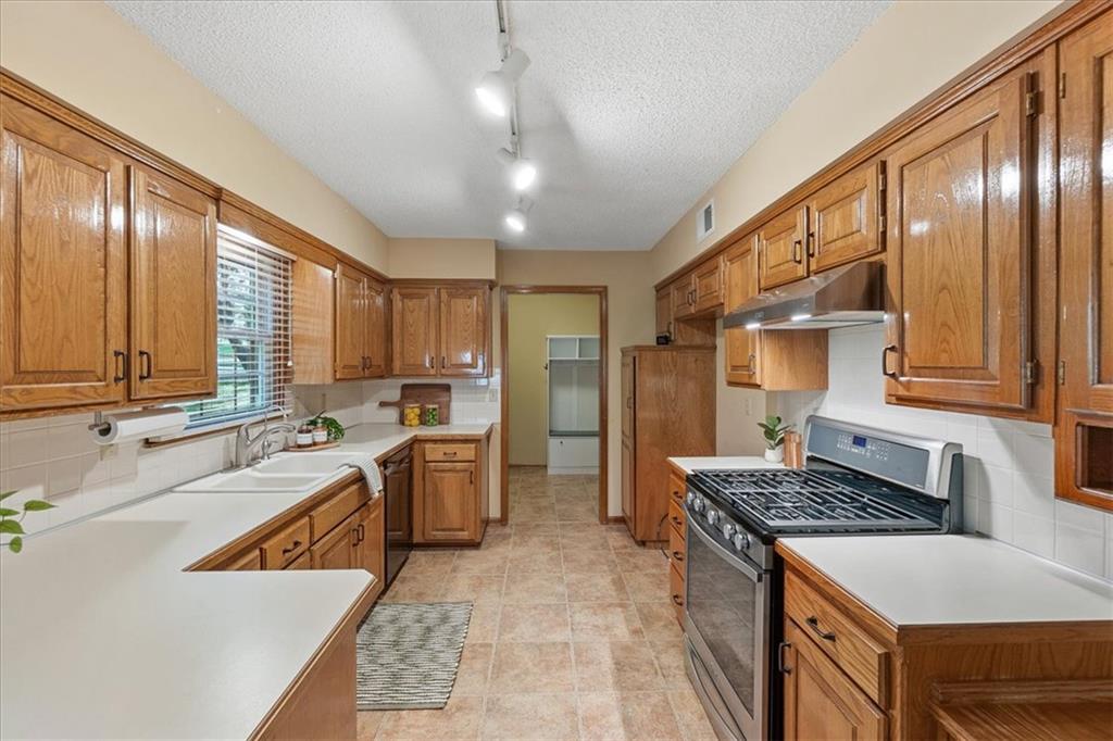 6781 Rene Street Property Photo 10