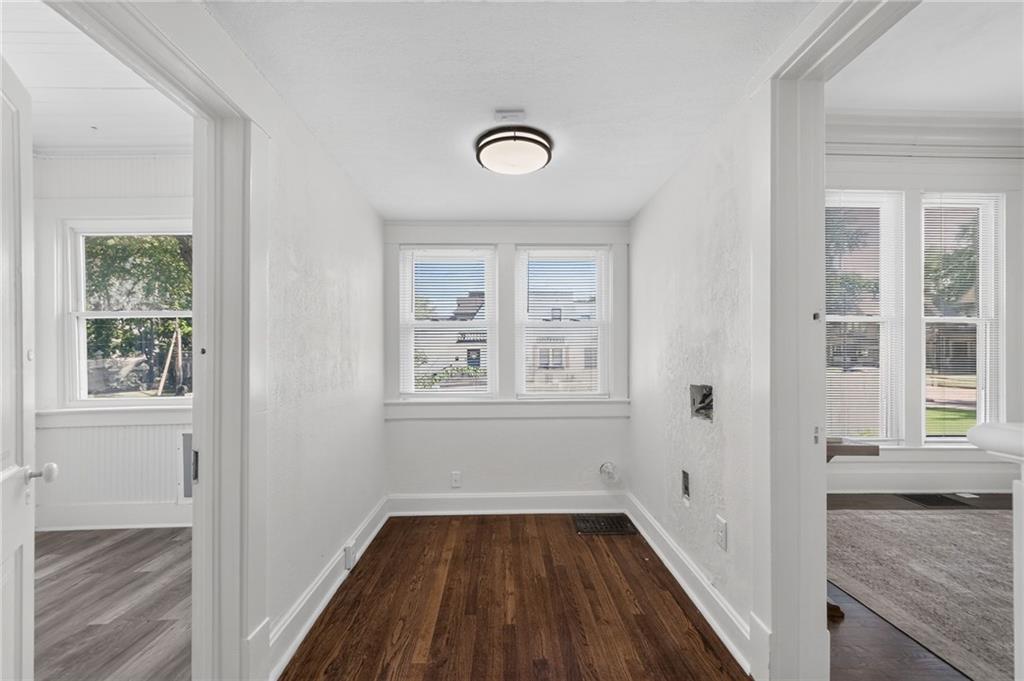 610 W Maple Avenue Property Photo 19