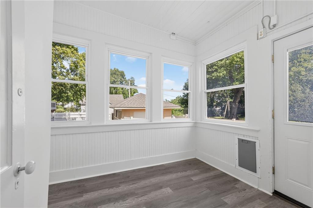 610 W Maple Avenue Property Photo 20