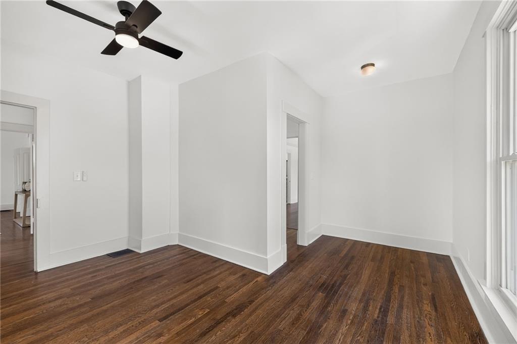 610 W Maple Avenue Property Photo 33