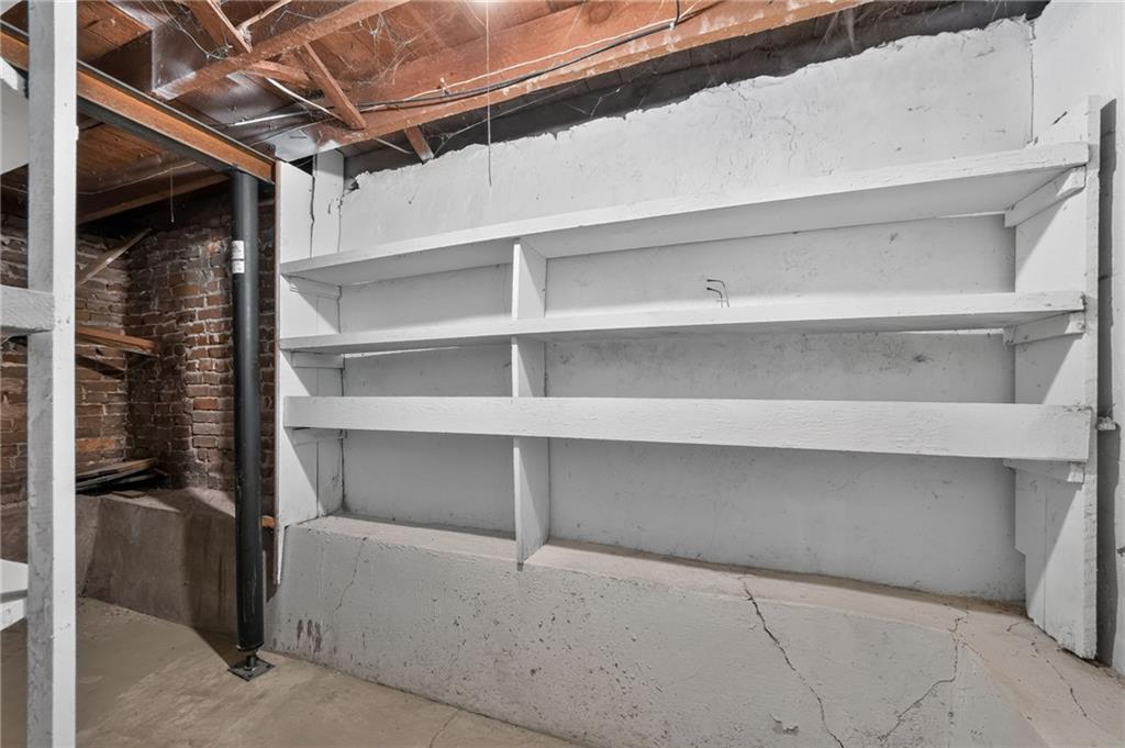 610 W Maple Avenue Property Photo 45