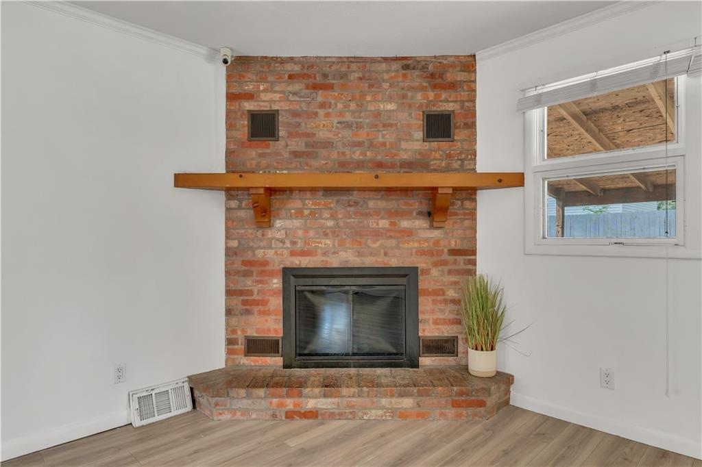 1339 Ward Parkway Property Photo 12