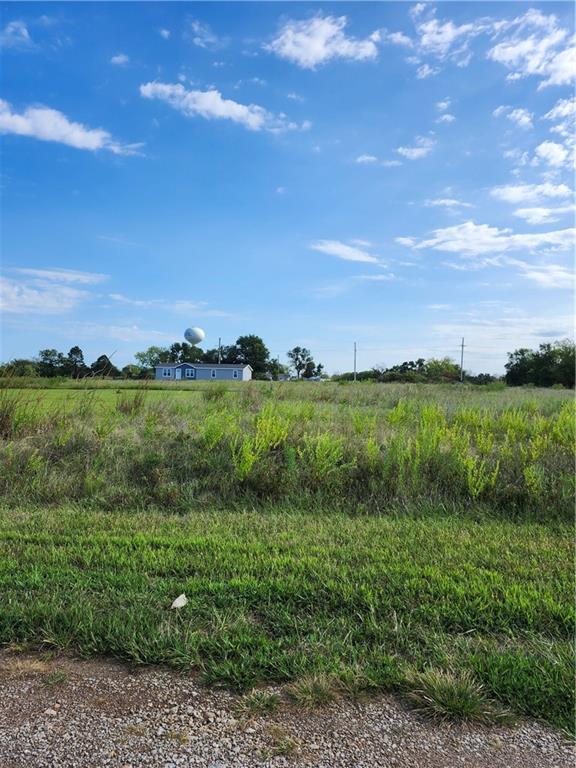 18 Short Drive Property Photo 2