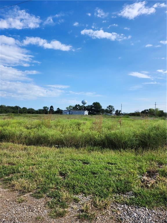 18 Short Drive Property Photo 3