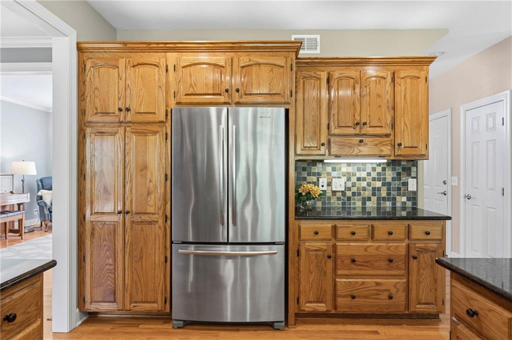 5320 W 160 Street Property Photo 10