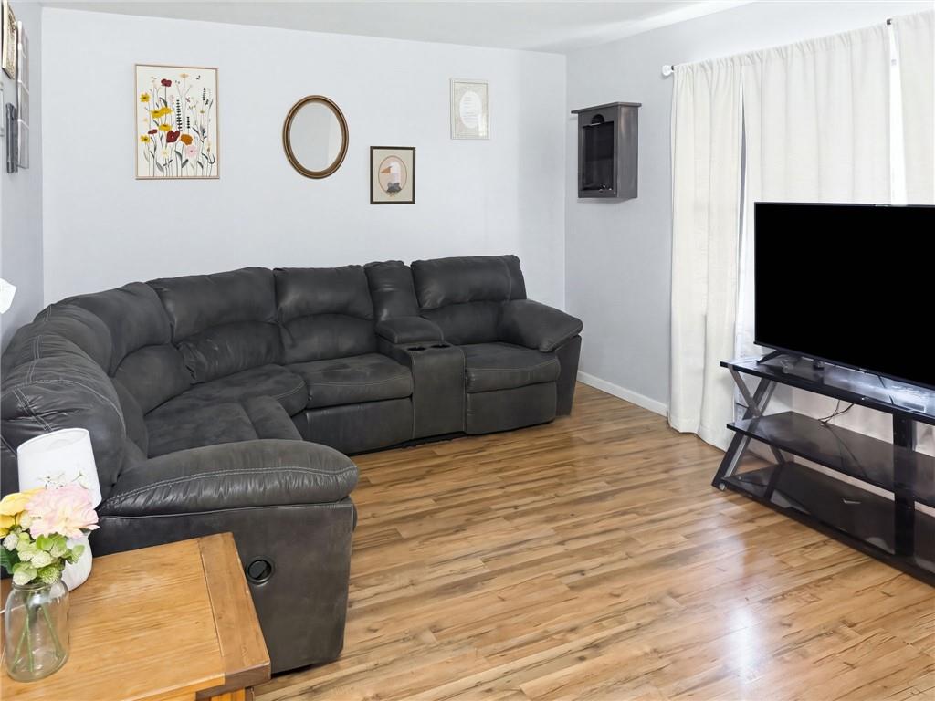 1301 Walnut Street Property Photo 3