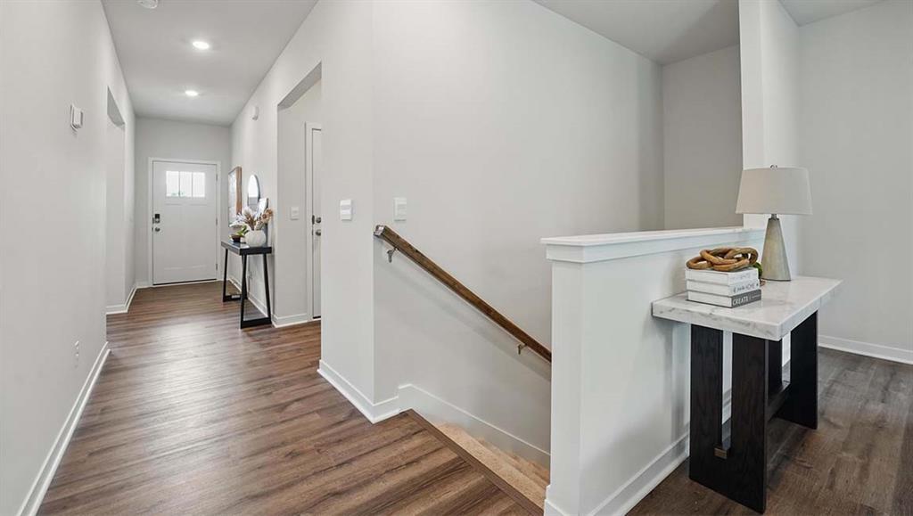 21703 S Washington Street Property Photo 4