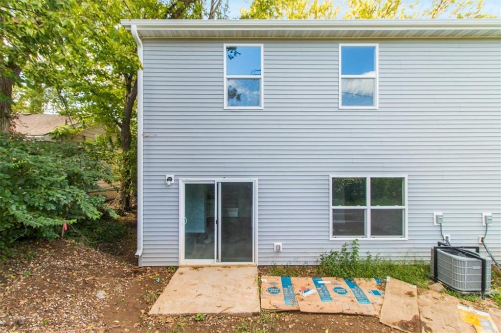 1109 Kings Highway Property Photo 22