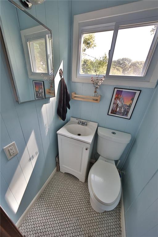 6937 Walmer Street Property Photo 6