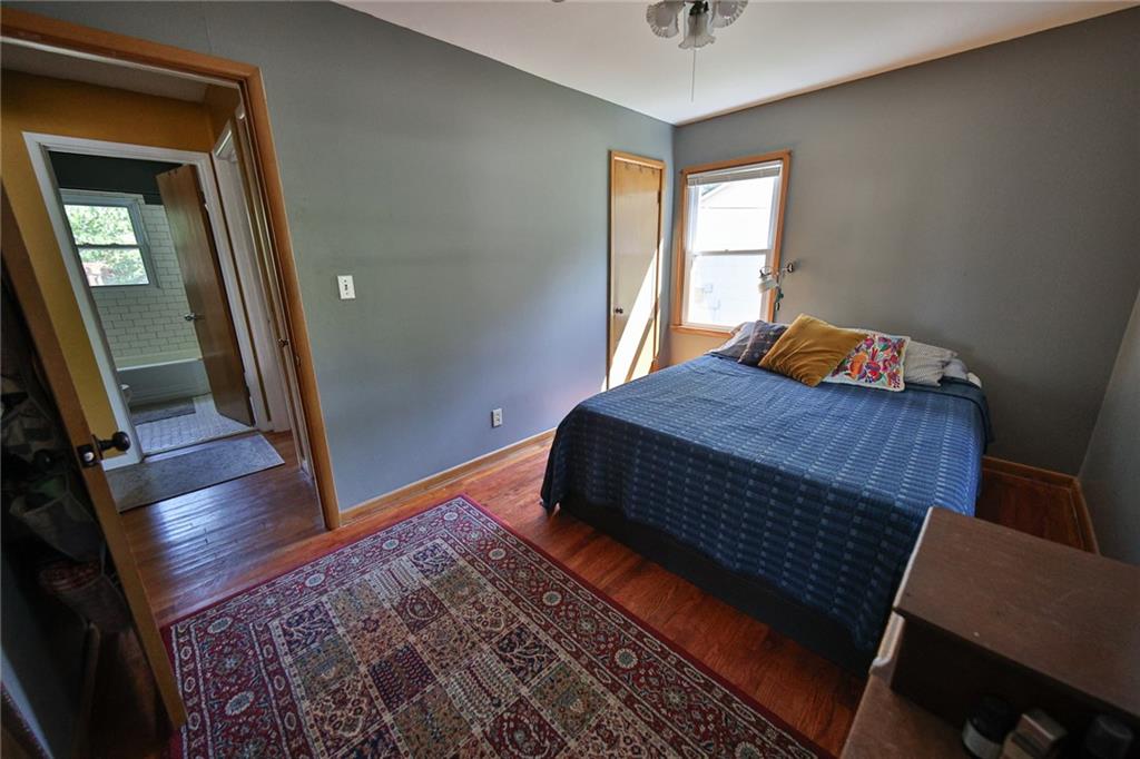 6937 Walmer Street Property Photo 14
