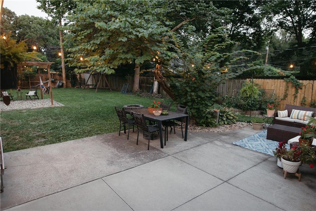 6937 Walmer Street Property Photo 31