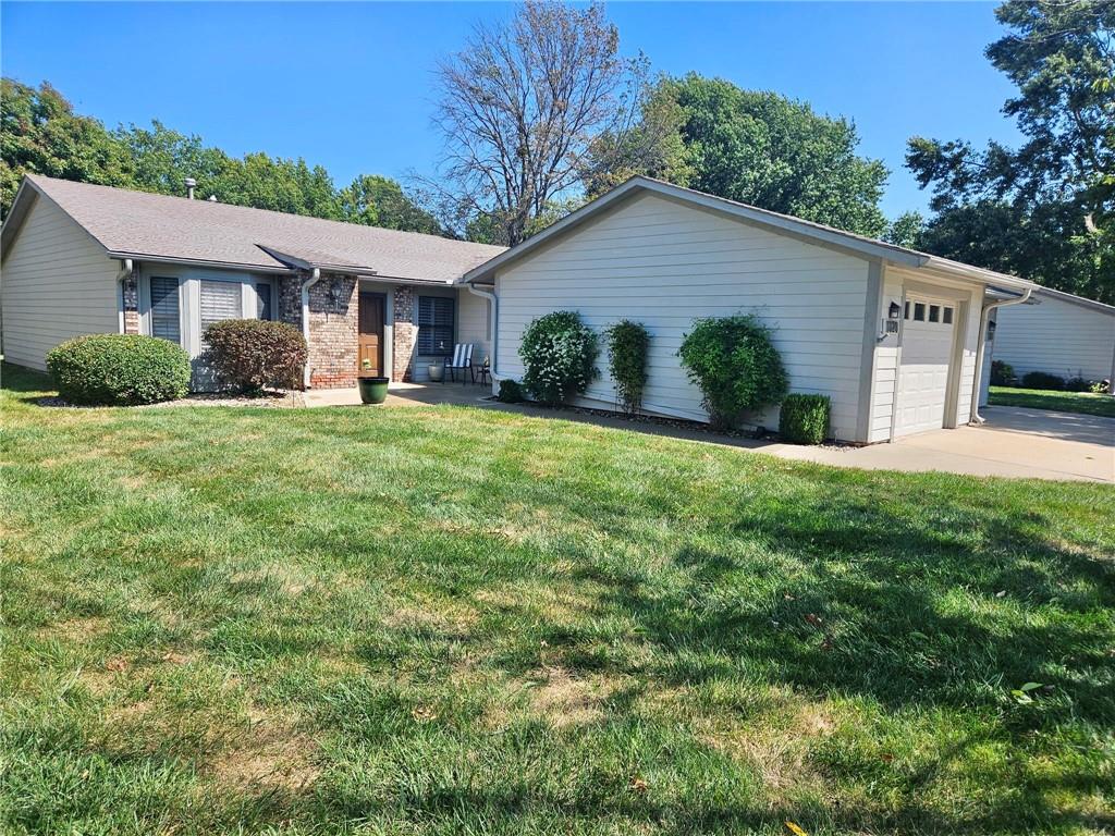 1328 W Jenkins Boulevard Property Photo 1