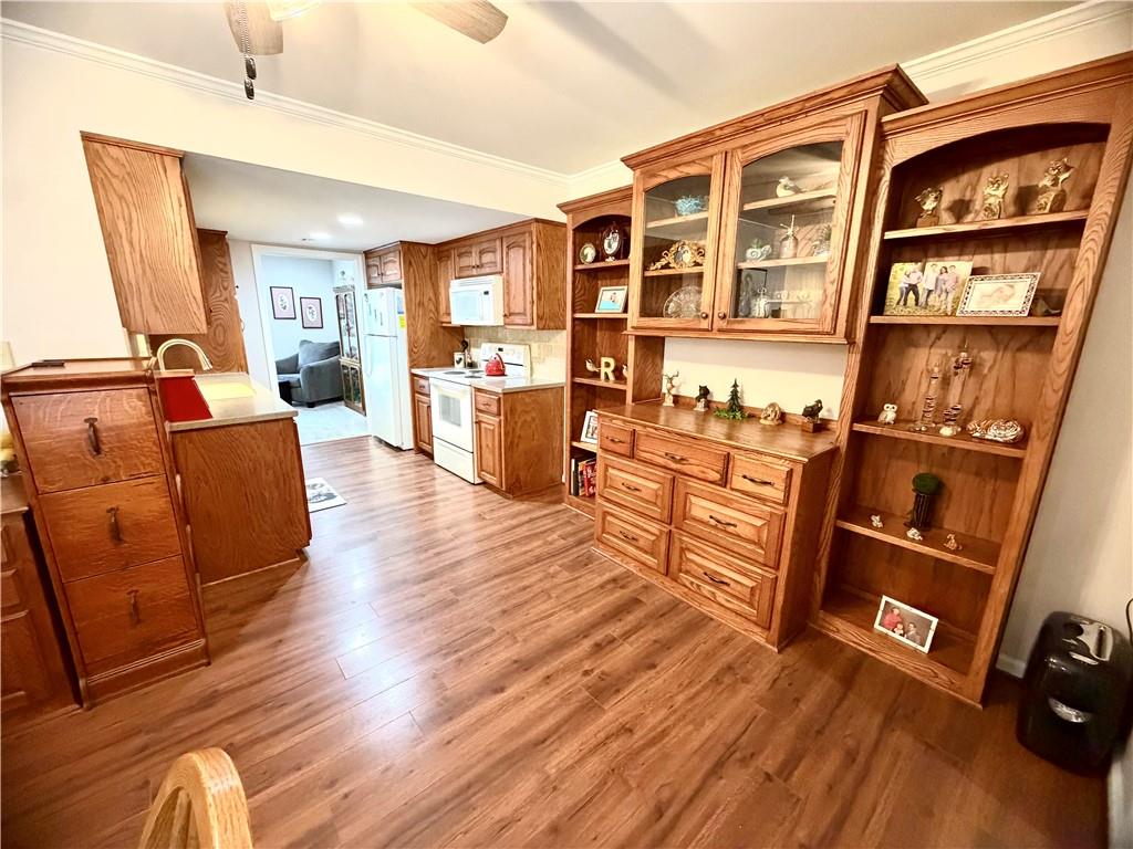 1328 W Jenkins Boulevard Property Photo 5