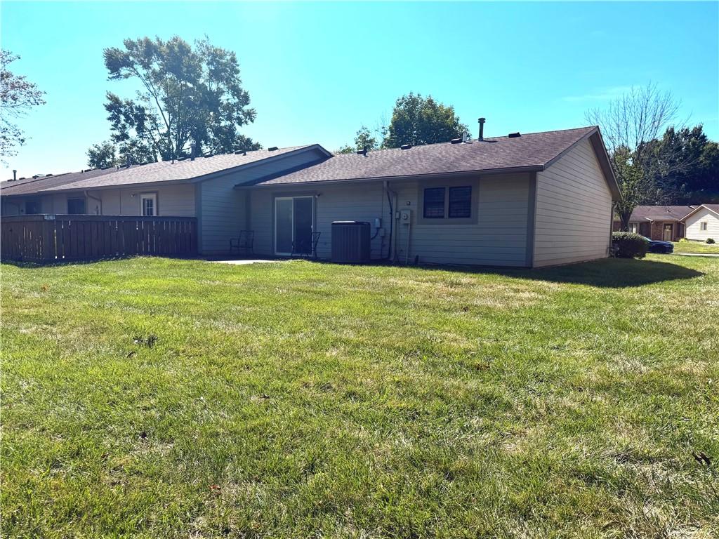 1328 W Jenkins Boulevard Property Photo 13