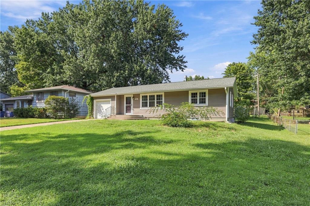 101 Avondale Street Property Photo 3