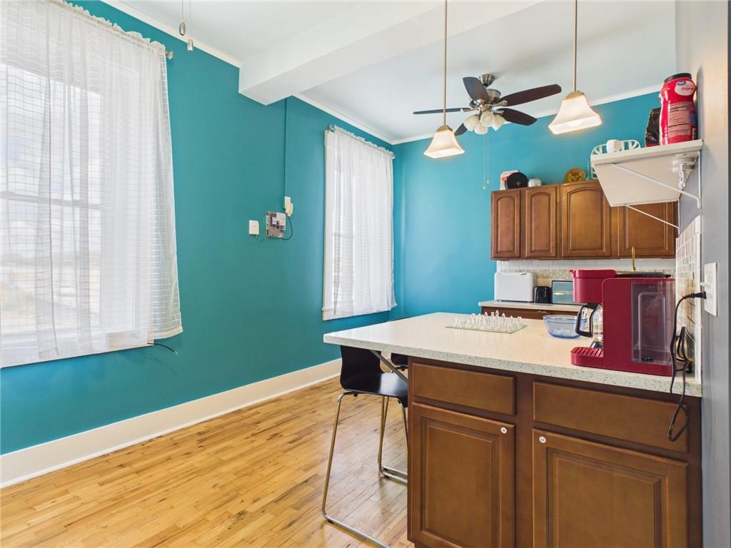 323 E Wall Street Property Photo 12