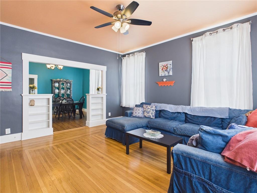 323 E Wall Street Property Photo 17