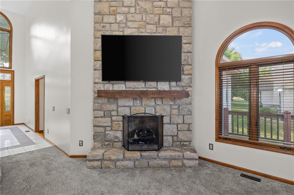 4603 S Lakewood Drive Property Photo 11