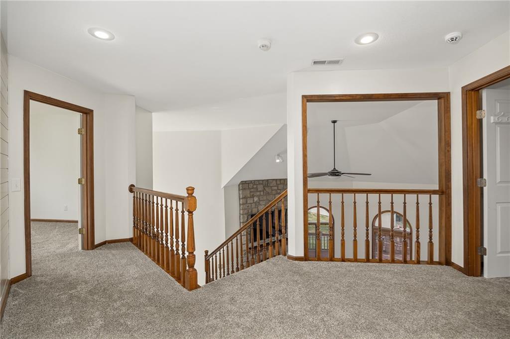 4603 S Lakewood Drive Property Photo 39