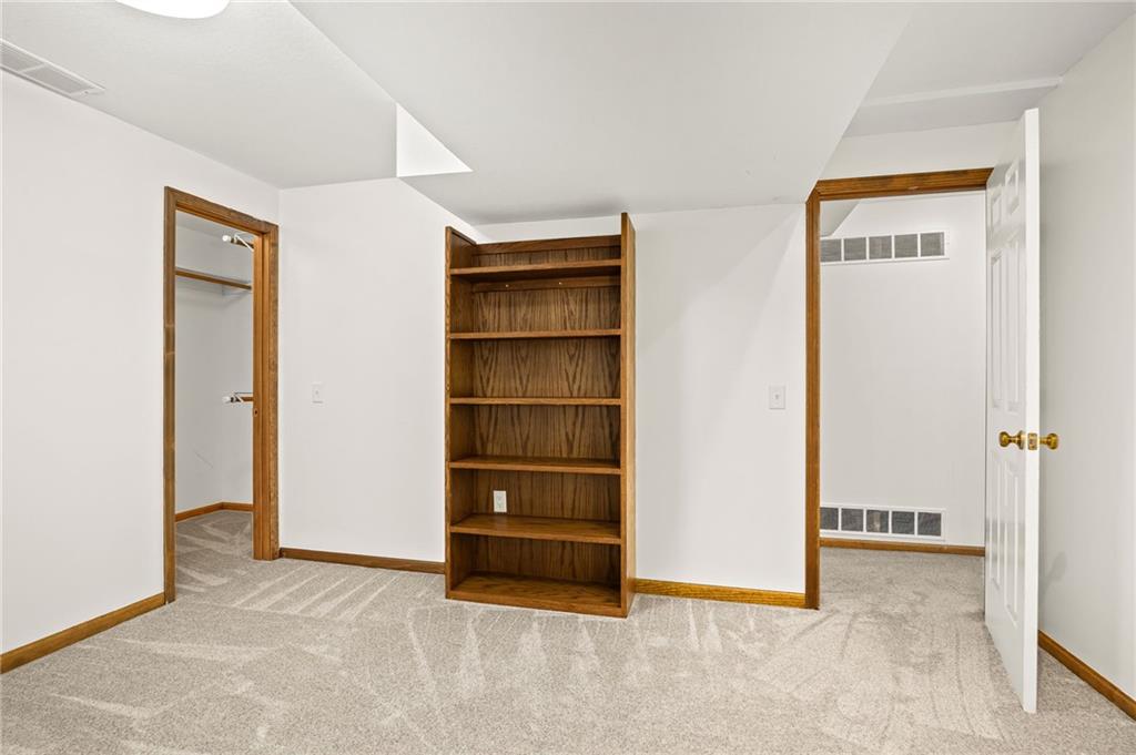 4603 S Lakewood Drive Property Photo 57