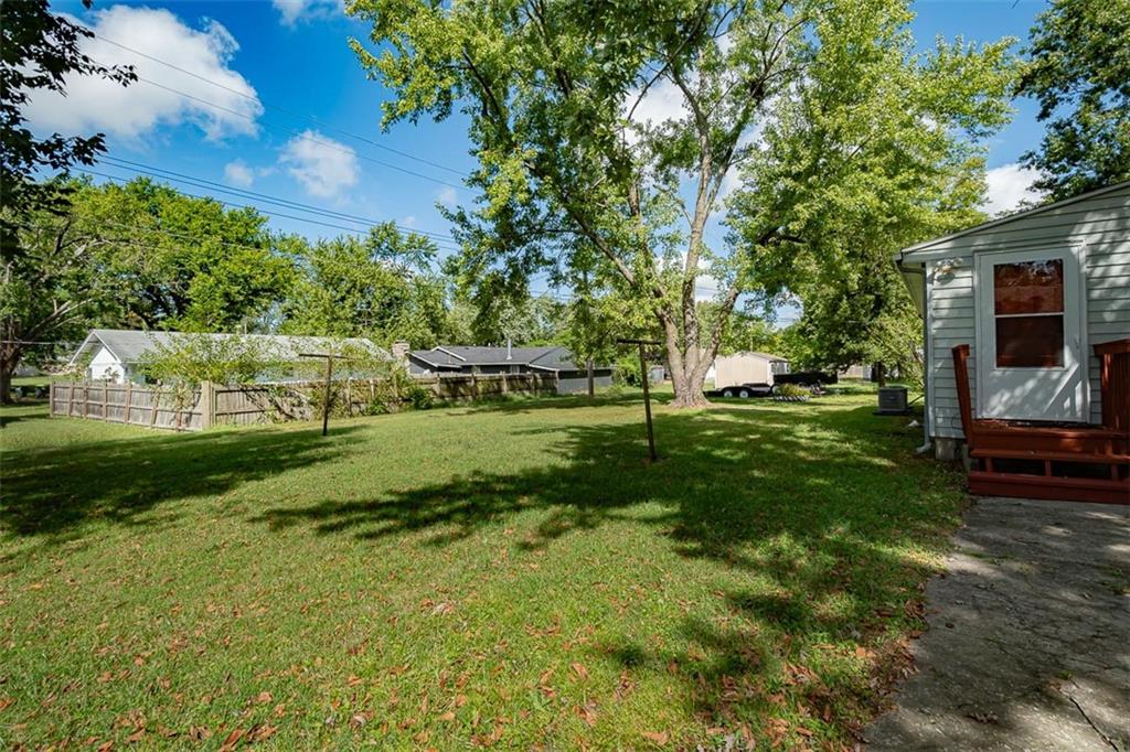 1032 N Sycamore Street Property Photo 3