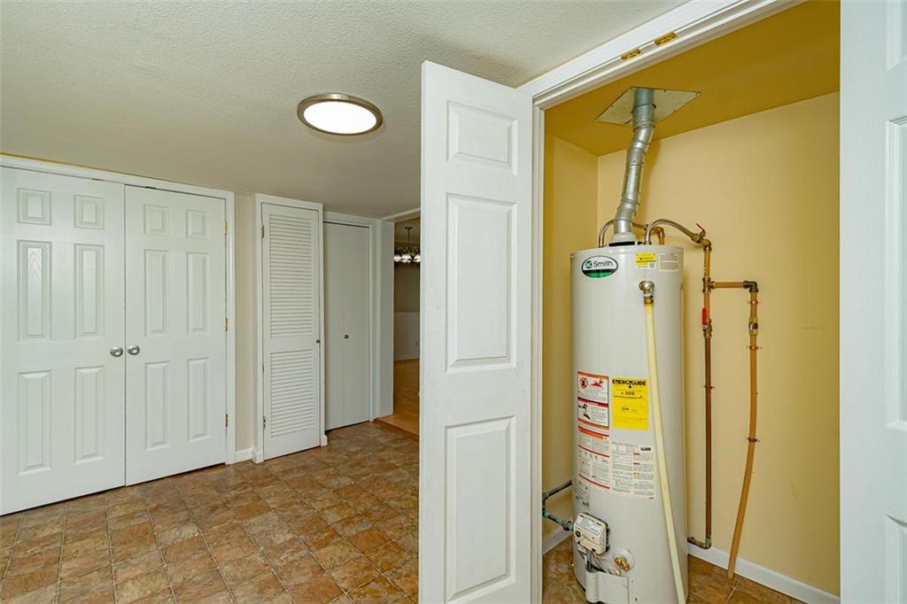 1032 N Sycamore Street Property Photo 19