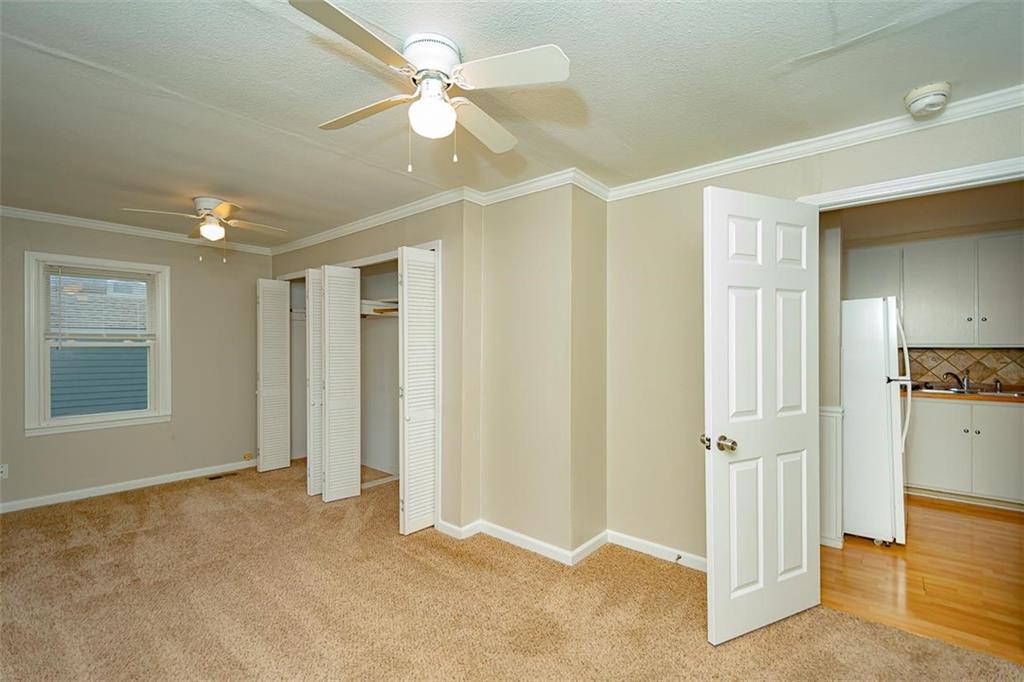 1032 N Sycamore Street Property Photo 22
