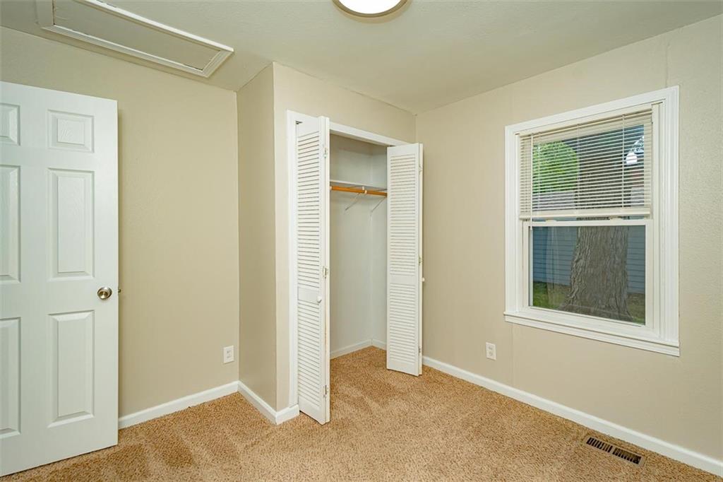 1032 N Sycamore Street Property Photo 26