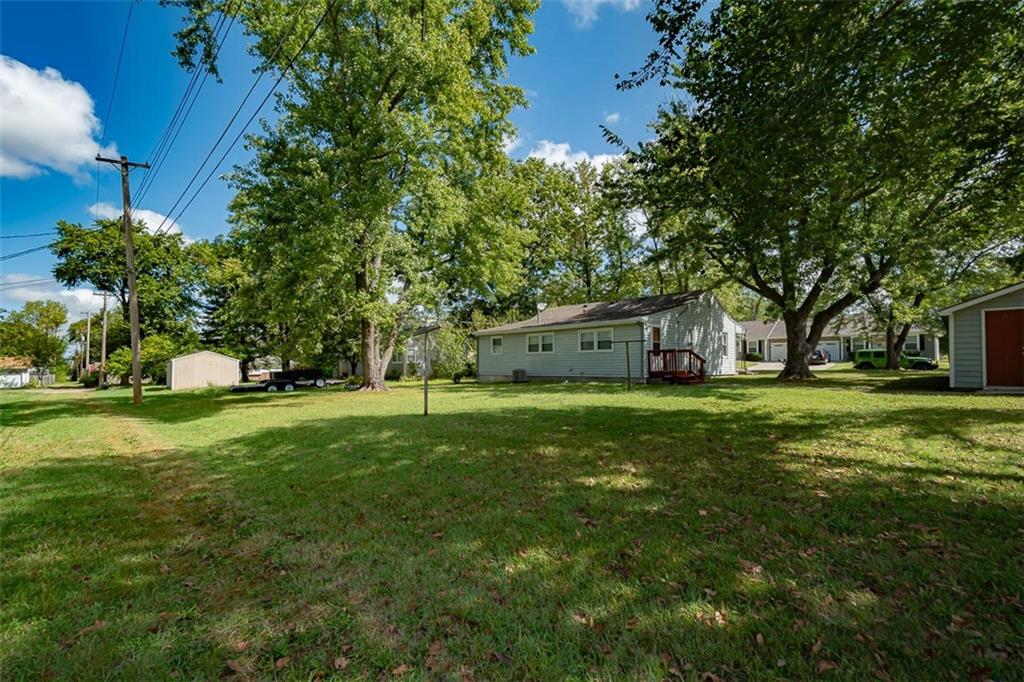 1032 N Sycamore Street Property Photo 39