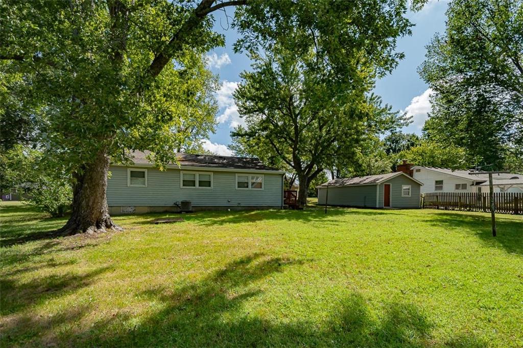 1032 N Sycamore Street Property Photo 40