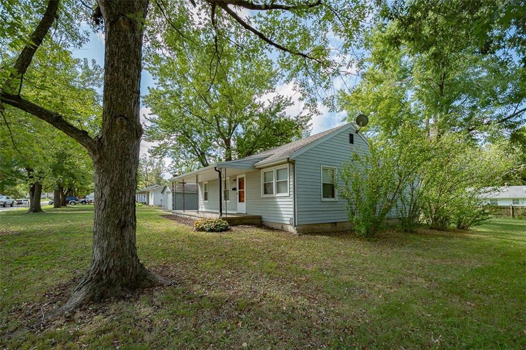 1032 N Sycamore Street Property Photo 42