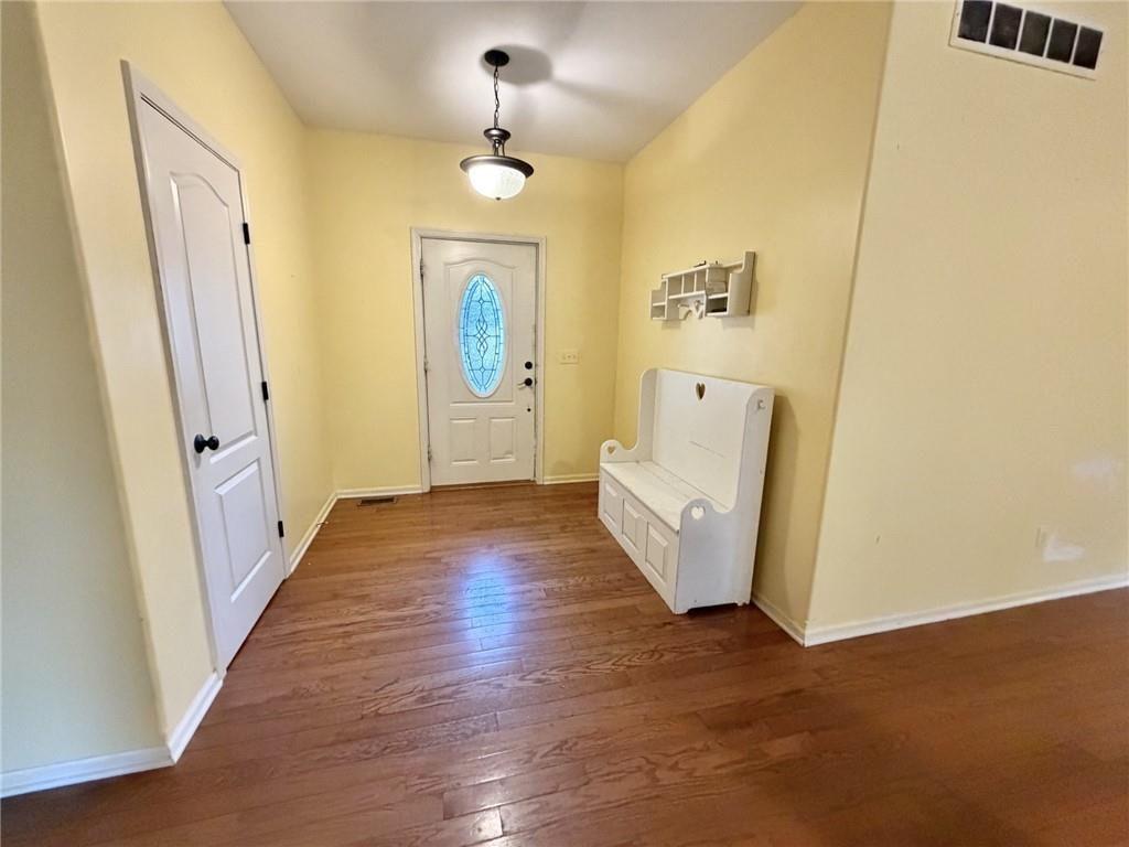 803 Charles Street Property Photo 8