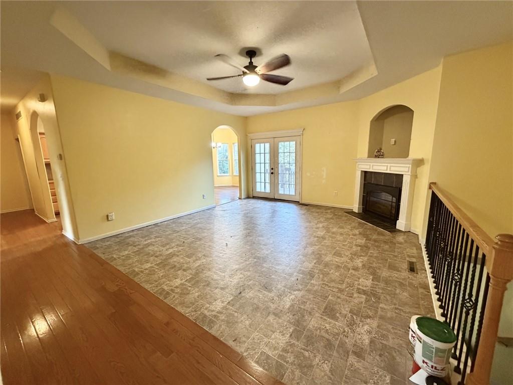 803 Charles Street Property Photo 9