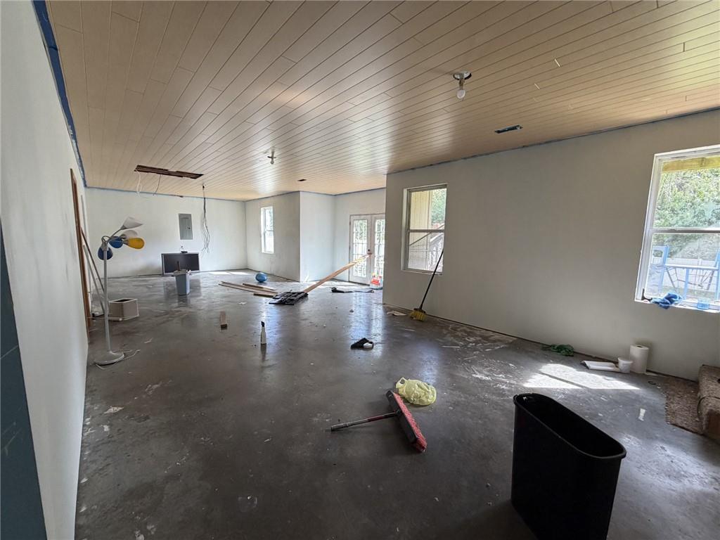 803 Charles Street Property Photo 20