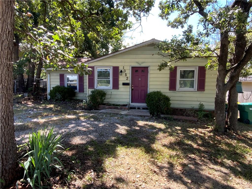 1053 Locust Street Property Photo 1