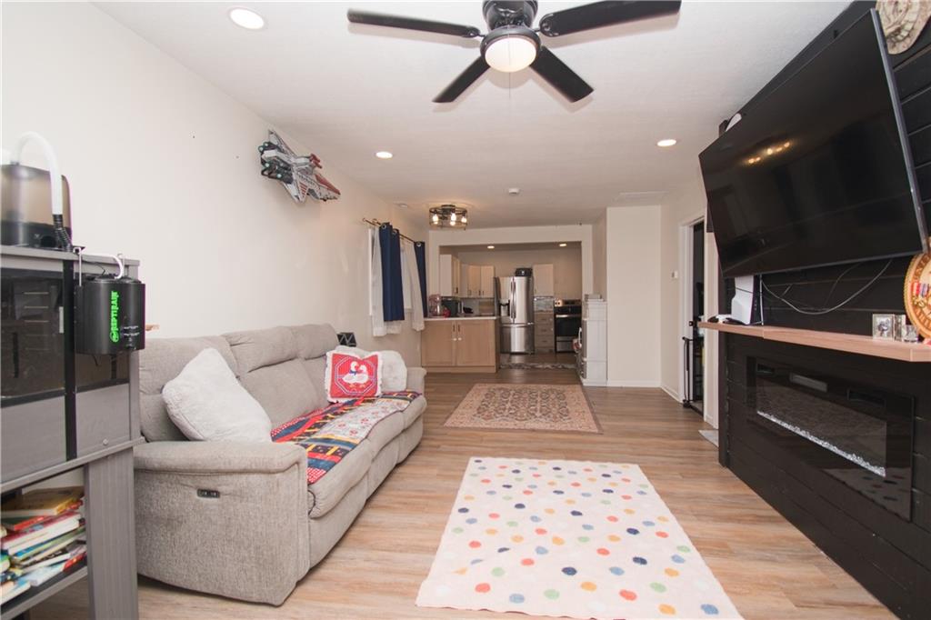 1116 4th Street Property Photo 4