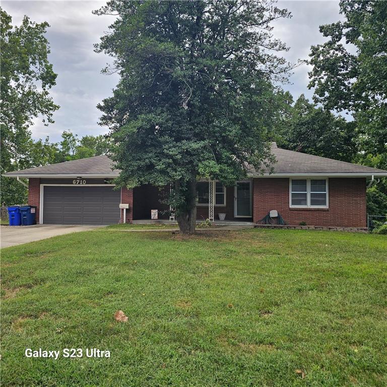 6710 N Baltimore Avenue Property Photo 1