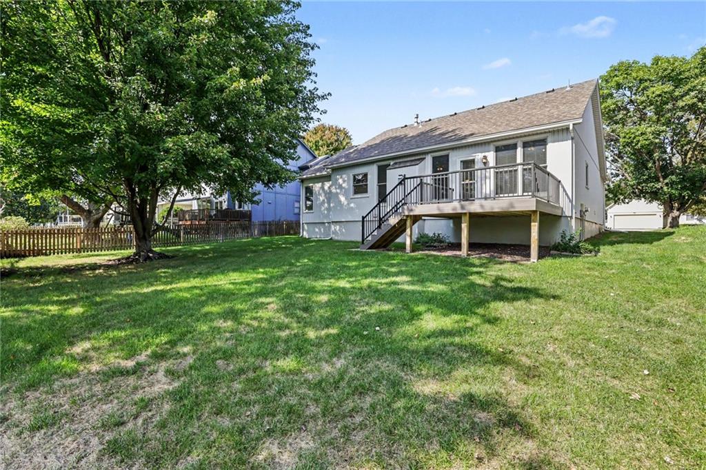 16773 W 157th Terrace Property Photo 27