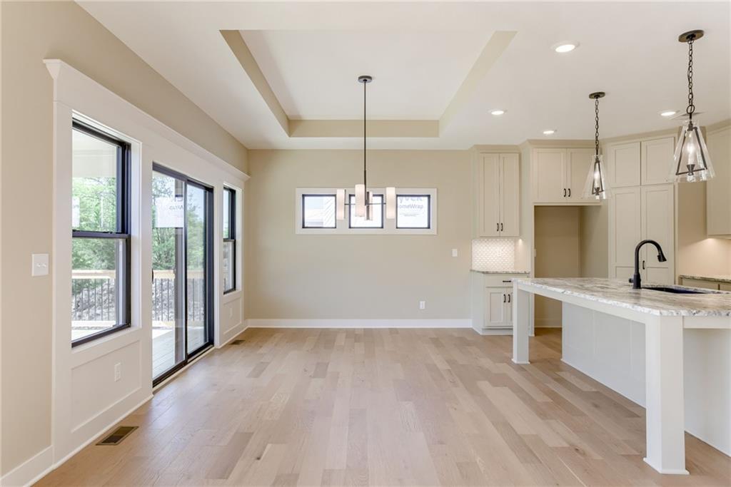 1853 Arbor Trail Property Photo 3