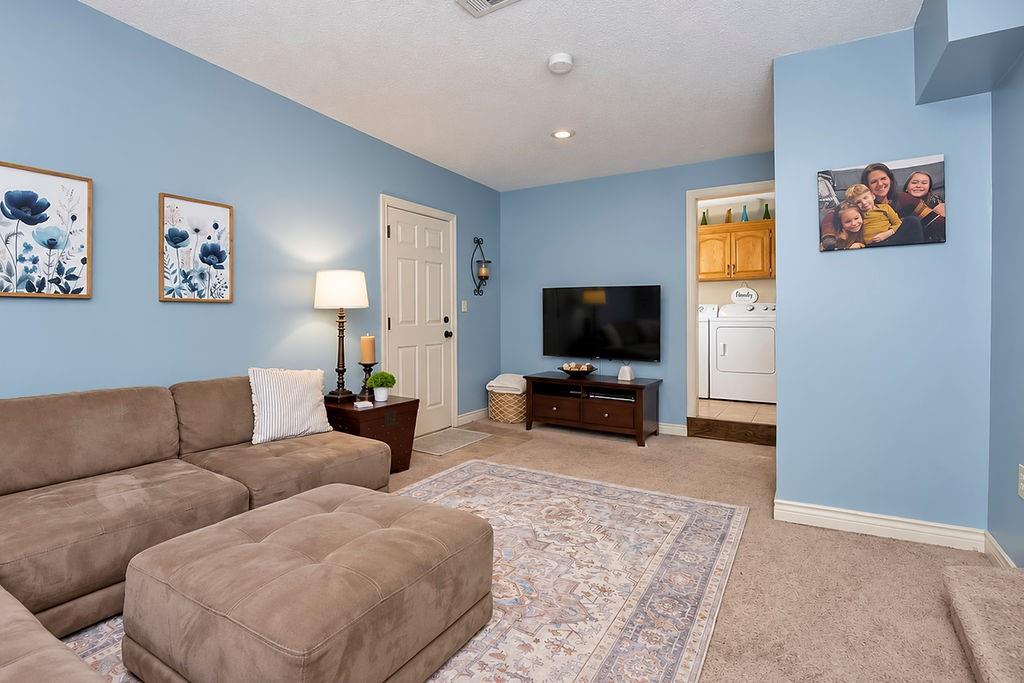 5141 Monrovia Street Property Photo 12