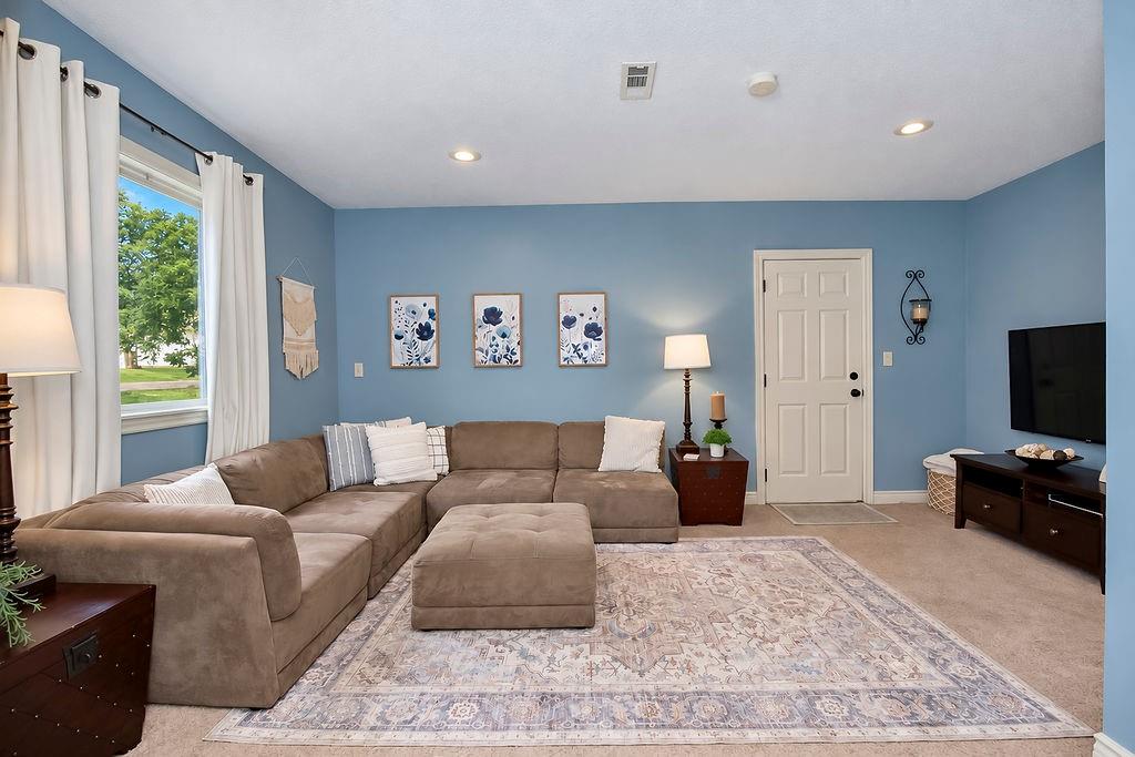 5141 Monrovia Street Property Photo 13