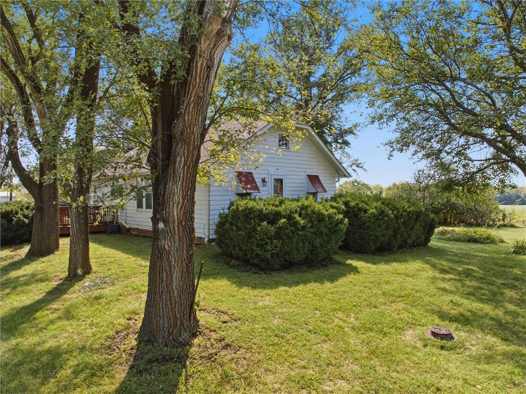 1945 N 900th Road Property Photo 1