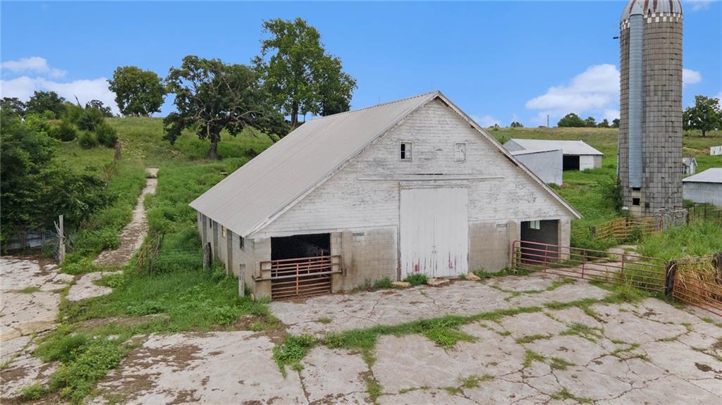 13920 Kansas Avenue Property Photo 15