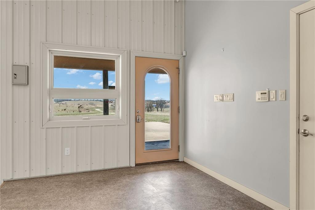 374 N 750 Road Property Photo 30