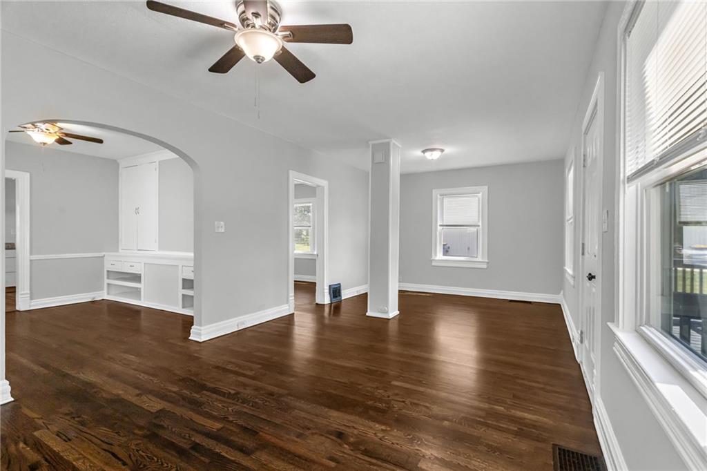 406 Forest Avenue Property Photo 4