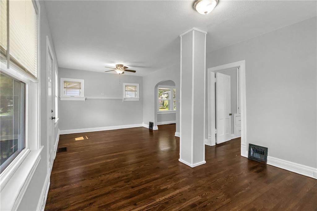 406 Forest Avenue Property Photo 7