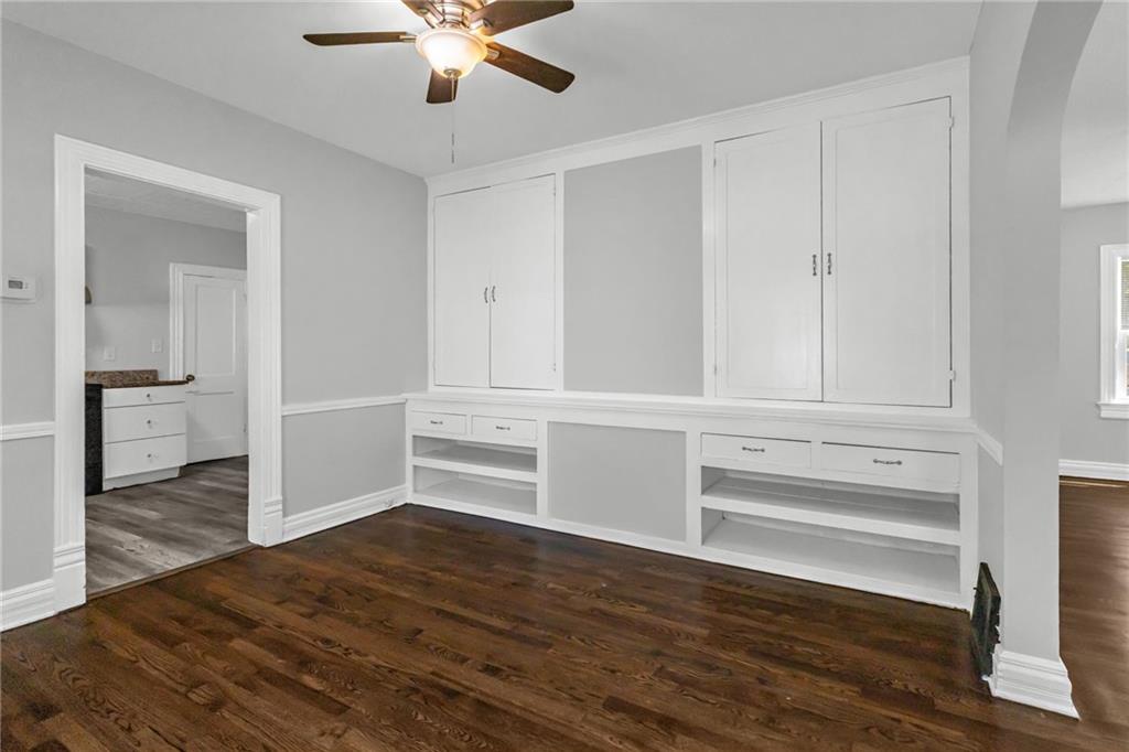 406 Forest Avenue Property Photo 9