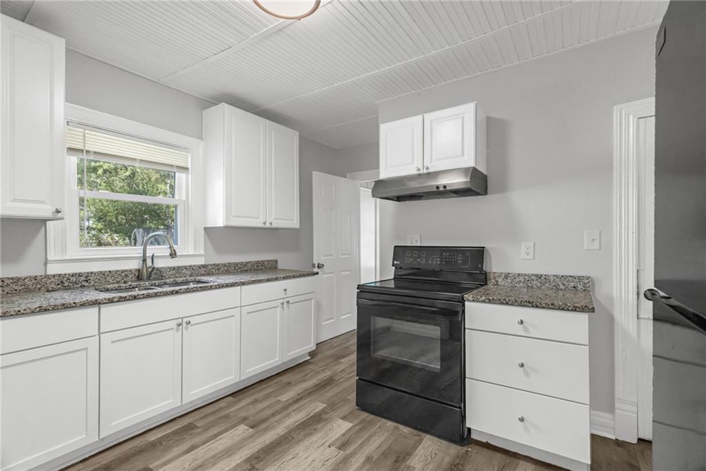 406 Forest Avenue Property Photo 12