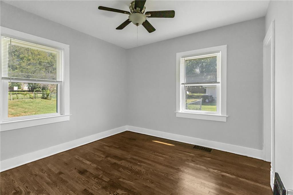 406 Forest Avenue Property Photo 14